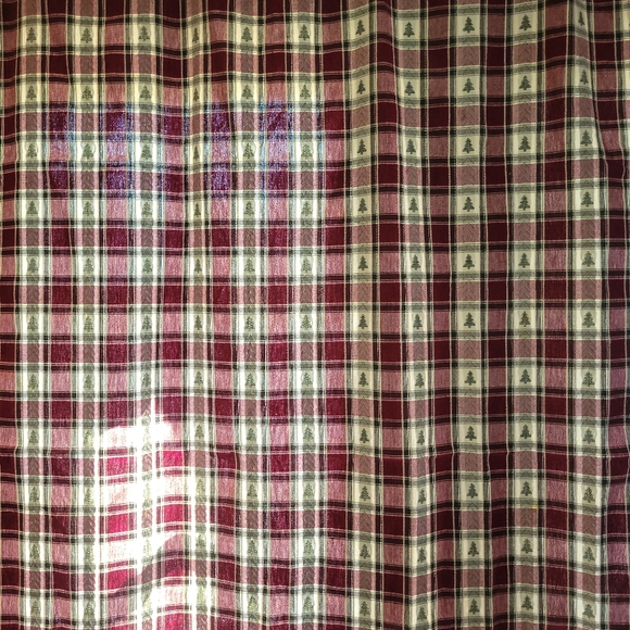 Two Holiday/All Occasion 78in×55in Table Cloths Unisex - Picture 9 of 11